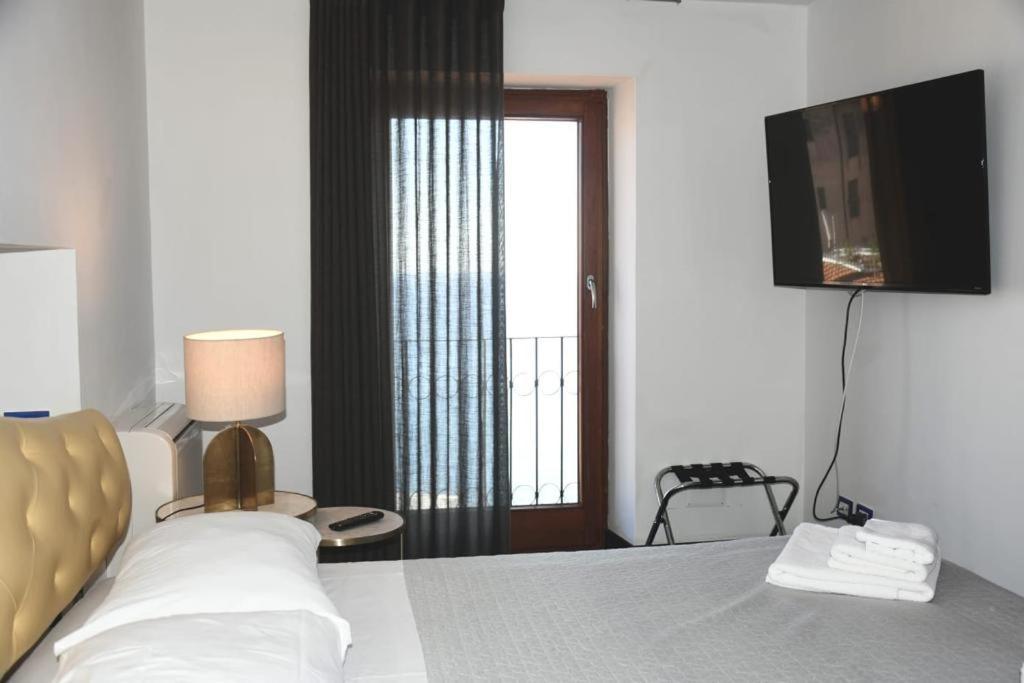 Le Suite Guarinelli B&B Gaeta Zewnętrze zdjęcie